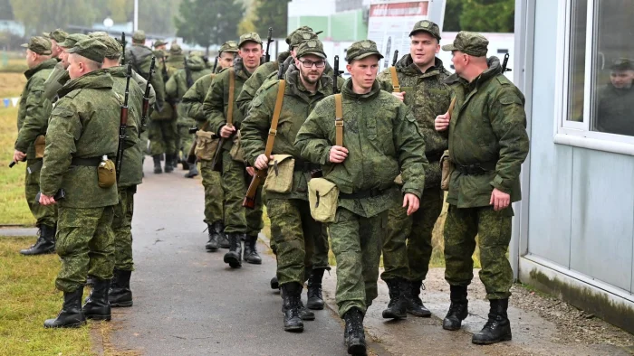 Применение Россией «Орешника» и вторая волна мобилизации: контрактники обеспечивают потребности армии